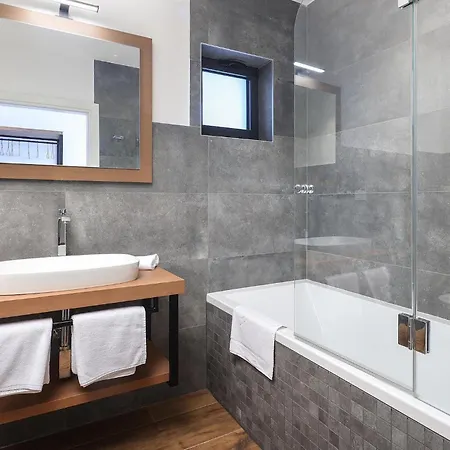 Grotta Tatil Evi *